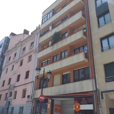 Fuente Foncalada Centro Gascona アパート オビエド